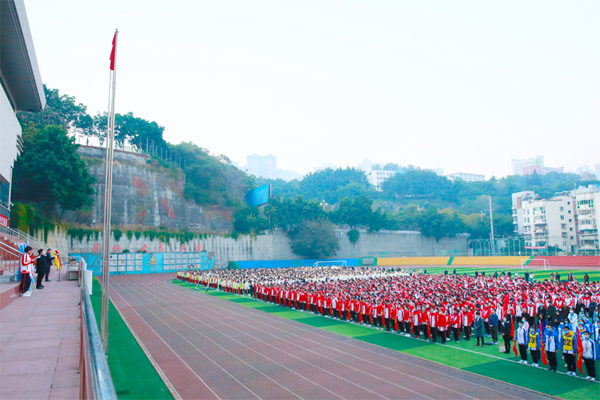 攀枝花市三中举行好习惯益终生主题升旗仪式